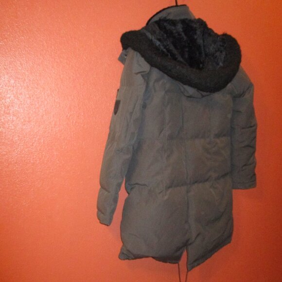 Vince Camuto Woman X Small Full Zip PocketsFeather Down Faux Fur Hooded Coat - Picture 6 of 11